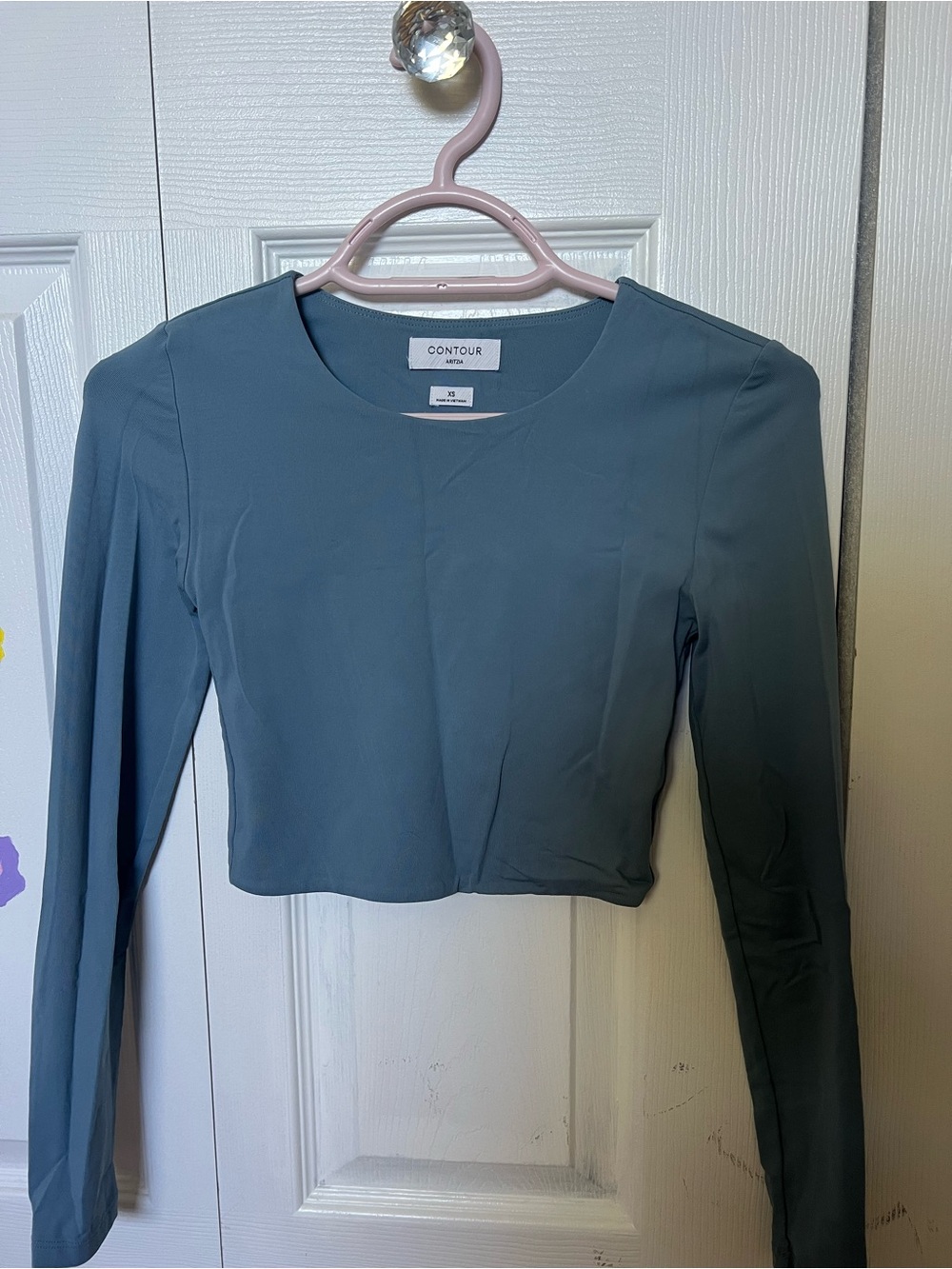 Contour by Aritzia blue top